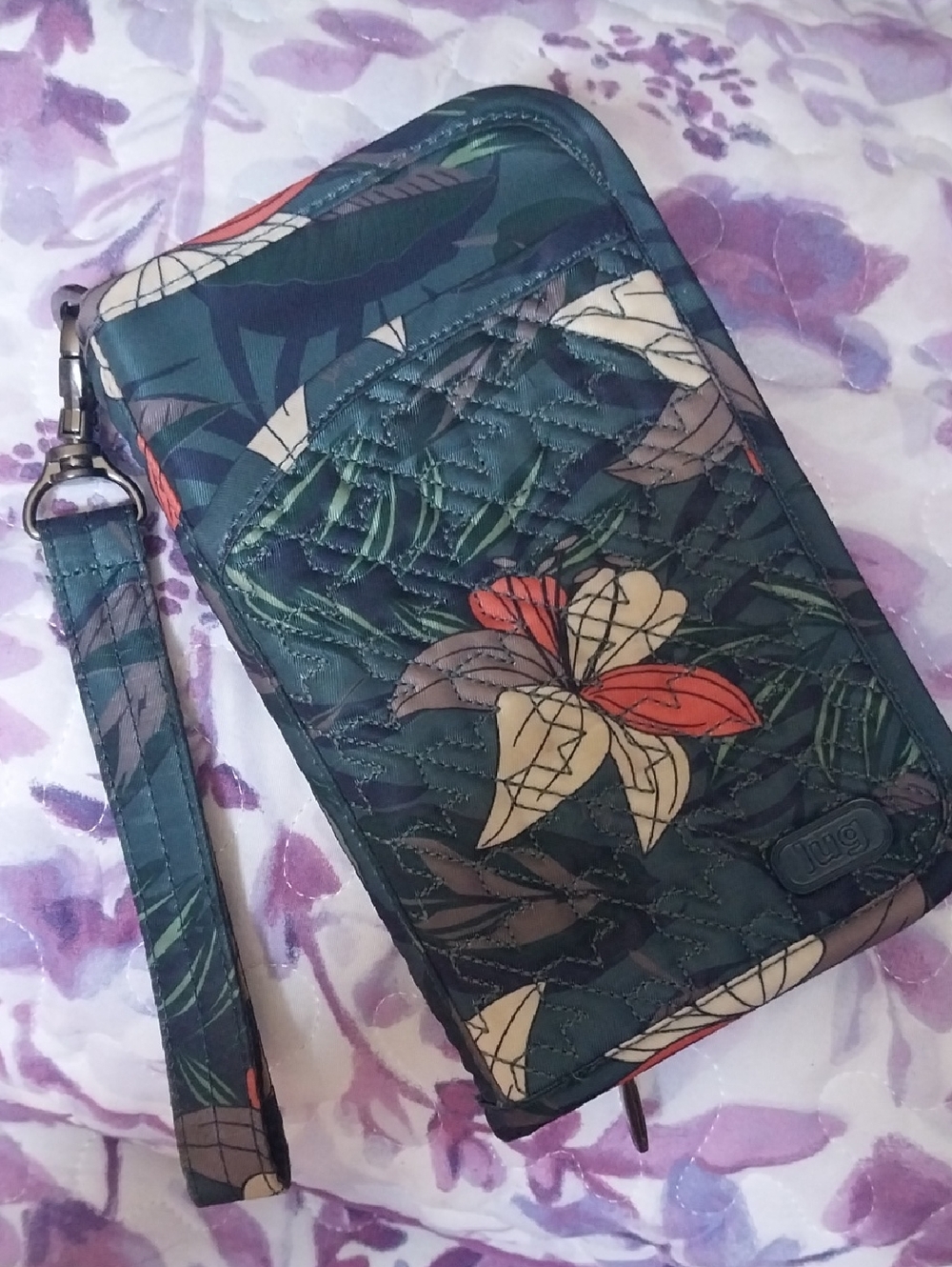 Lug Tandem SE RFID Wallet Wristlet